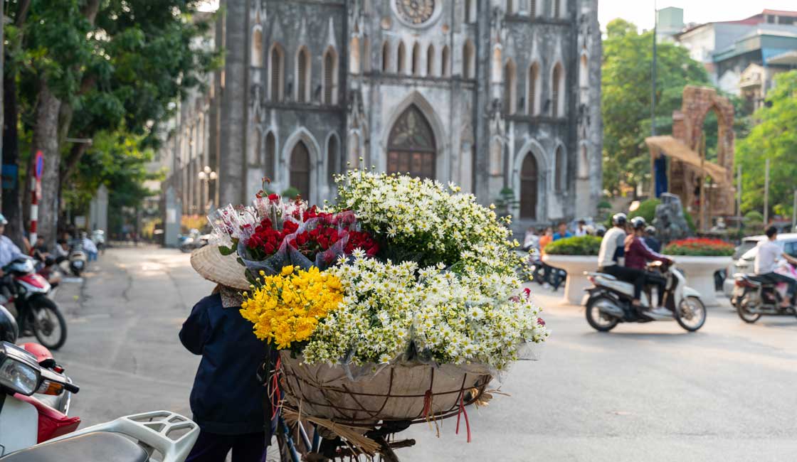 Street flower vendor 