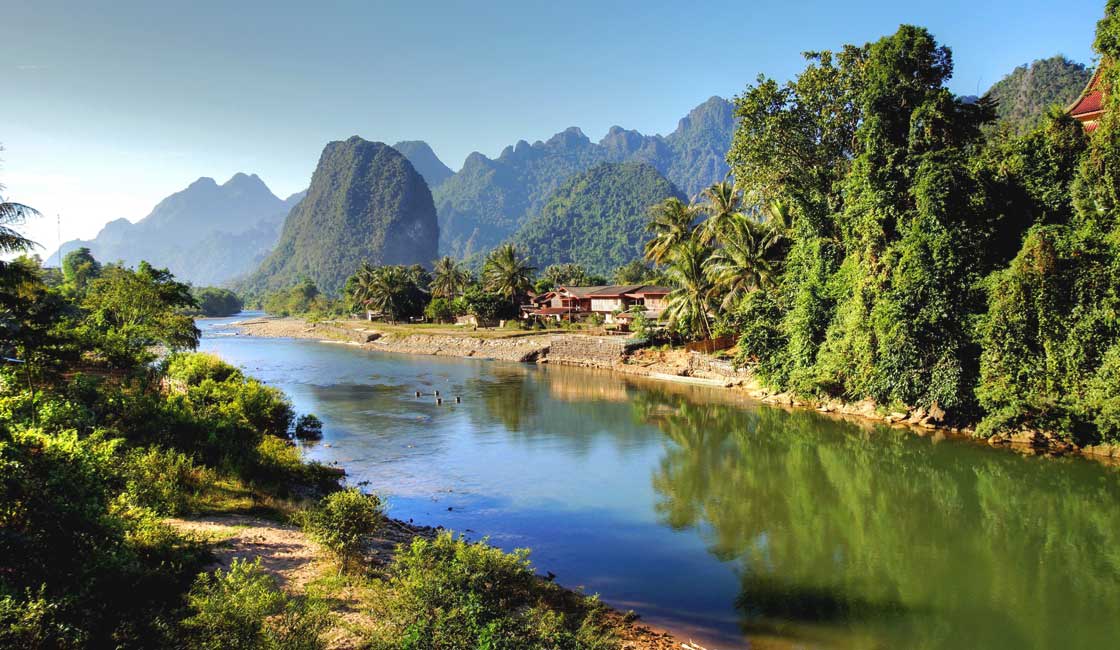 The river surrounded by the hills