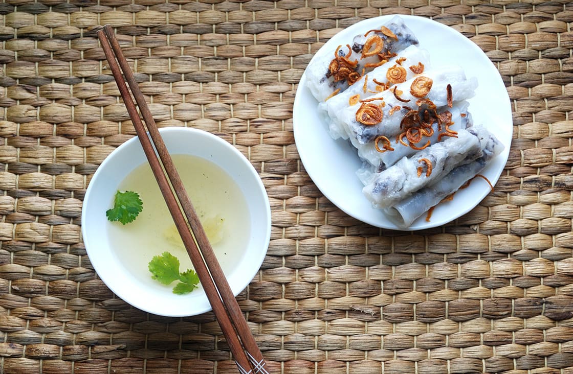 Banh Cuon (Vietnamese Steamed Rice Rolls)