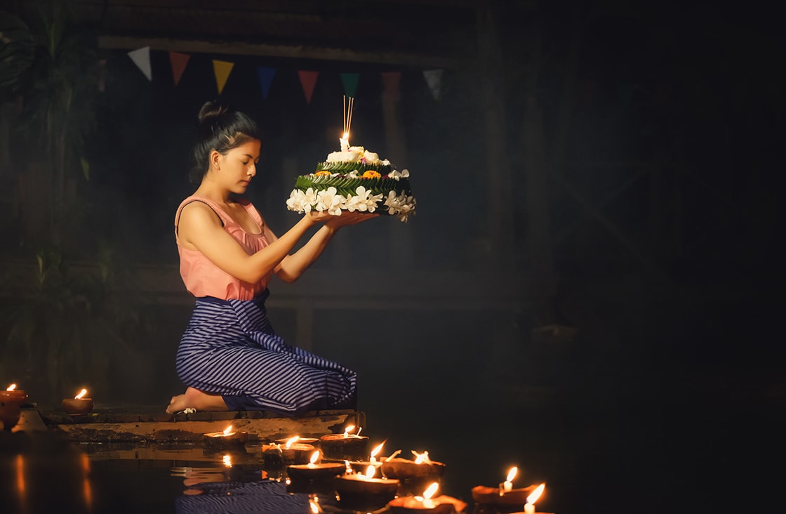 Loy,Krathong,Traditional,Festival