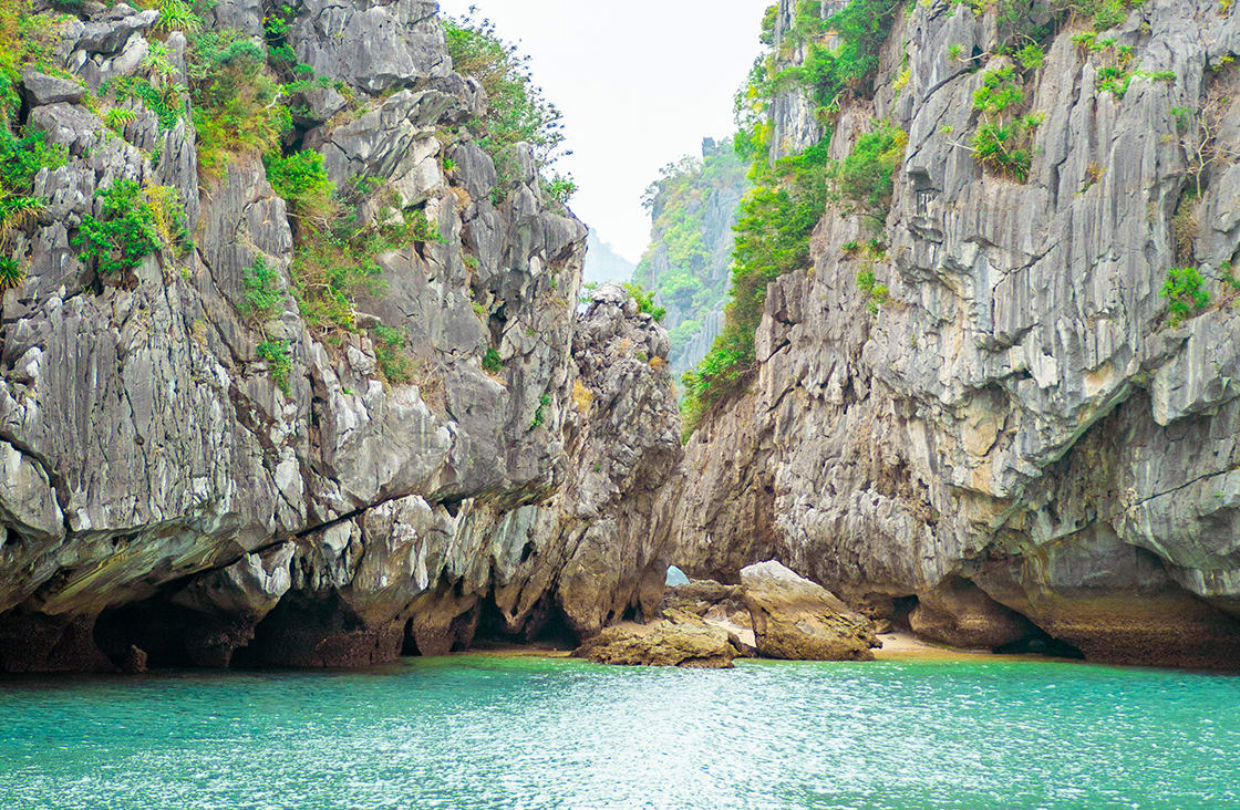 局域网,哈,湾、石灰岩、越南