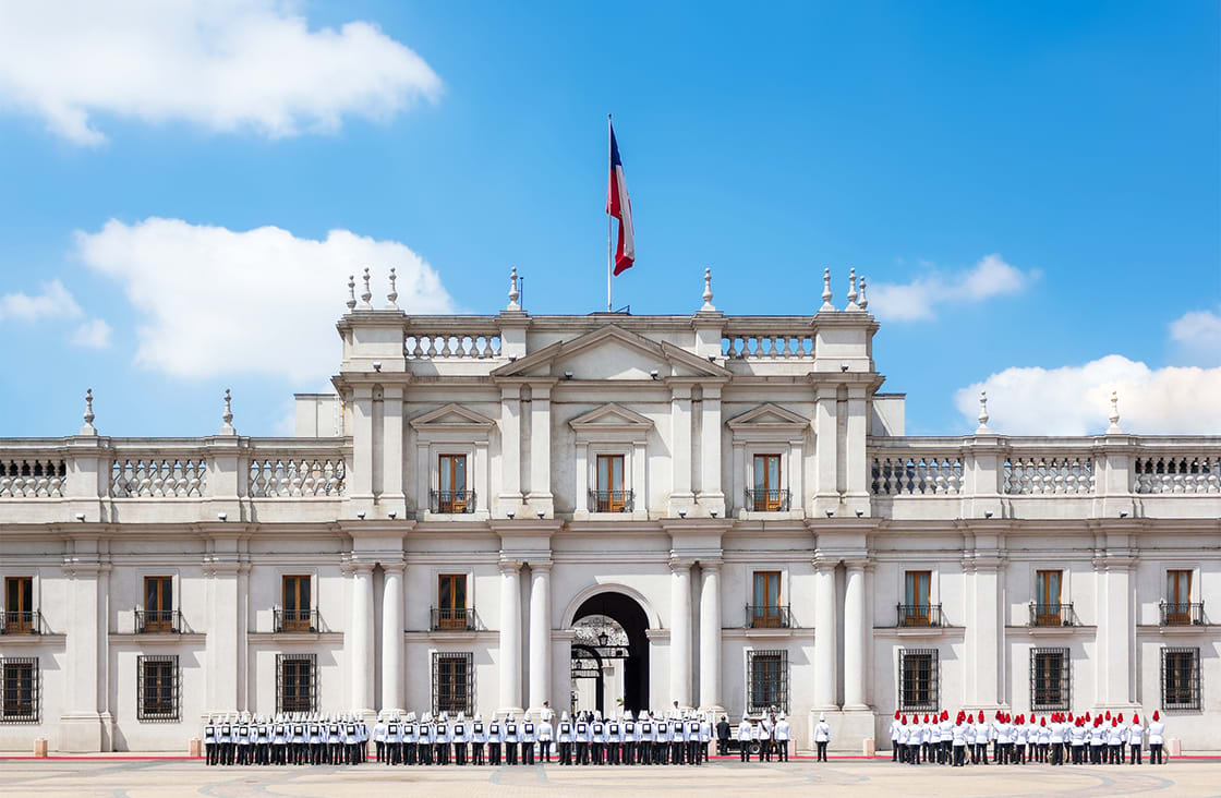 A,Public,Procession,In,Front,Of,La,Moneda,Palace,(palacio