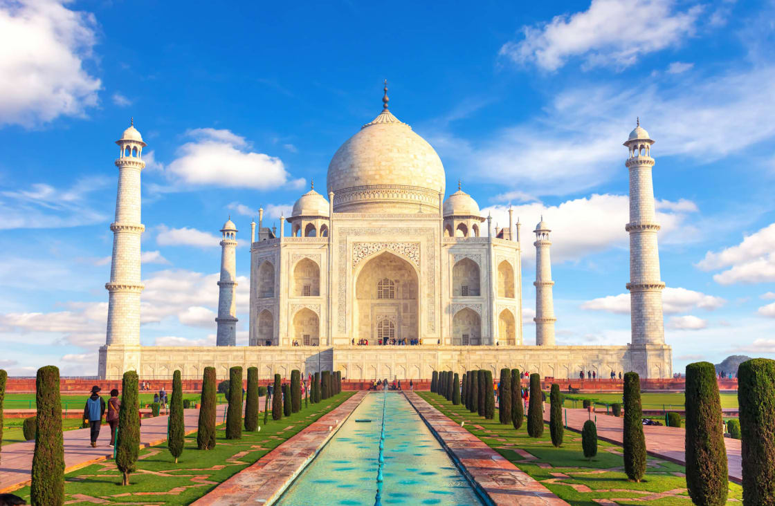 Taj Mahal on a sunny day