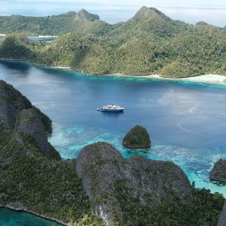 Kudanil in Raja Ampat aerial view