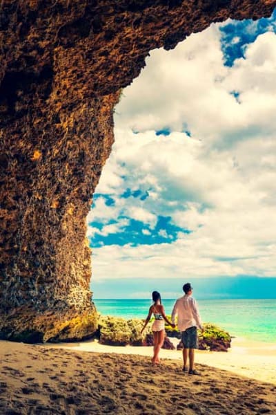 Couple on the beach in Vietnam