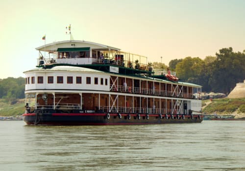 Pandaw II on the river