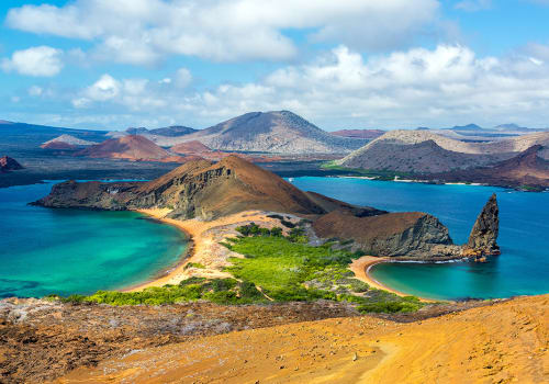 View,Of,Two,Beaches,On,Bartolome,Island,In,The,Galapagos