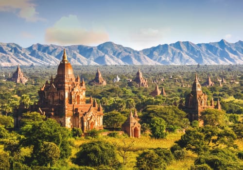 Bagan plain and mountains in the background