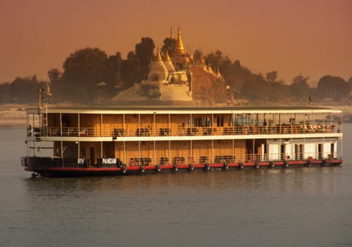 most luxurious cruise in india