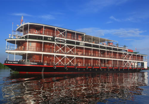 mekong river cruise in laos