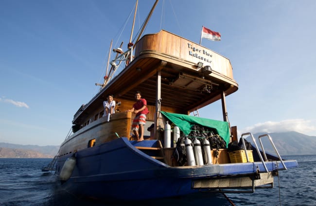 Rear of the ship with oxygen tanks