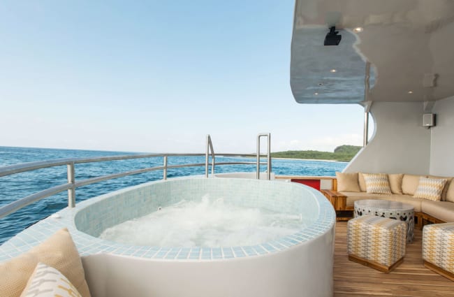 Sun deck jacuzzi