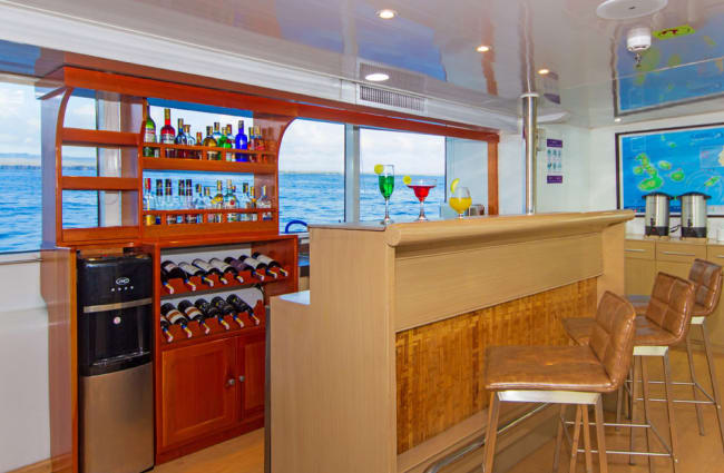 Small indoor bar onboard the Calipso