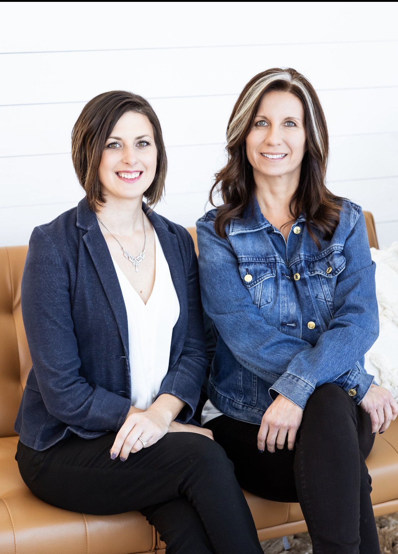 Gwyn Self and Kira Ogle