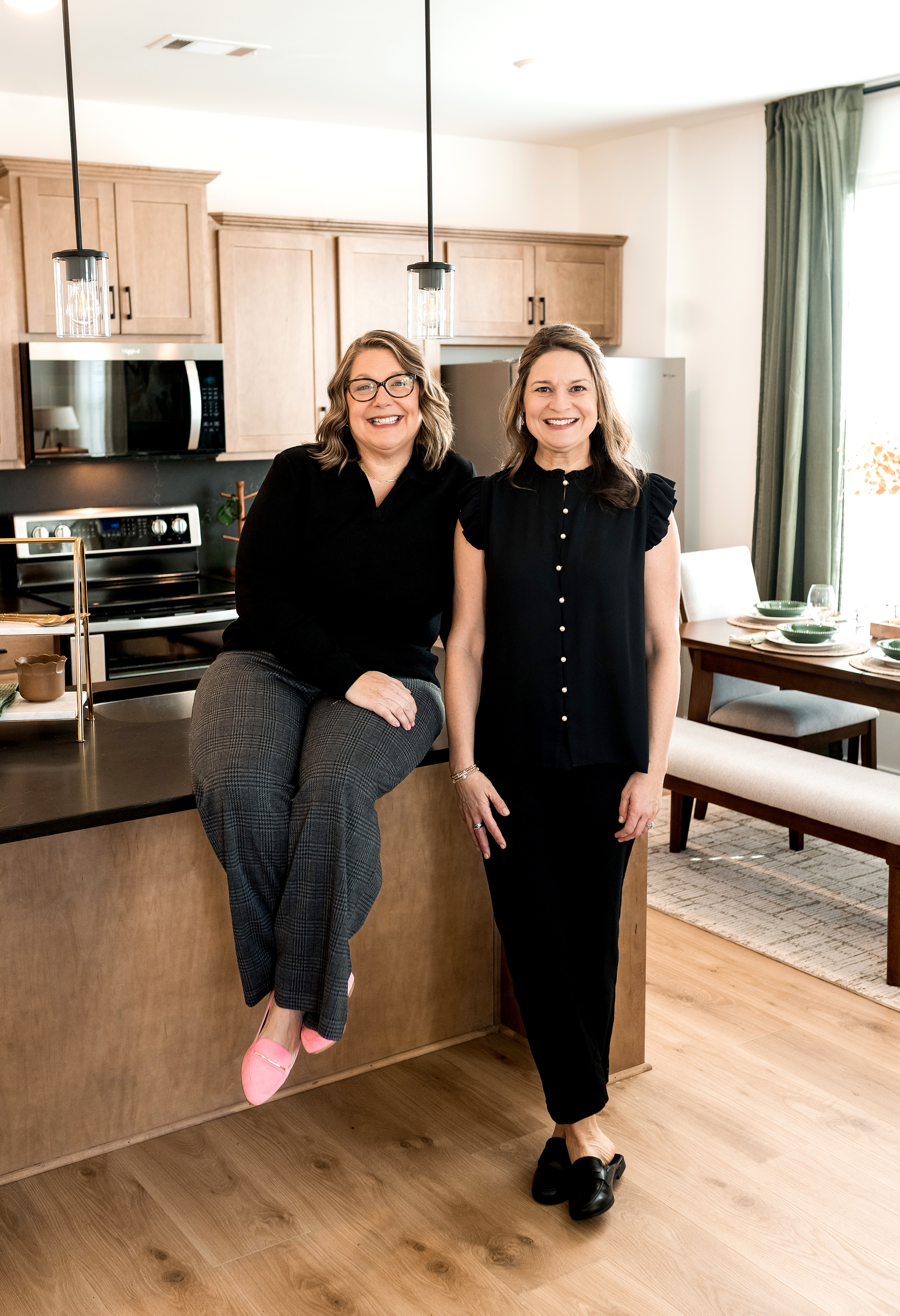 Jennifer Shackelford & Stephanie Moulder