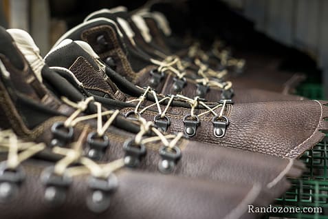 Voici comment Lowa fabrique vos chaussures de randonne / Photo _MG_6156