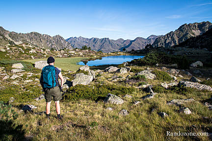 Lacs de Madamète en boucle par le col de Tracens The Backpack au lac de la Jonquère