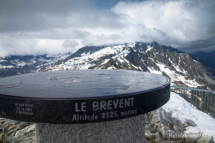 Sommet du Brévent à 2225 mètres au dessus de Chamonix