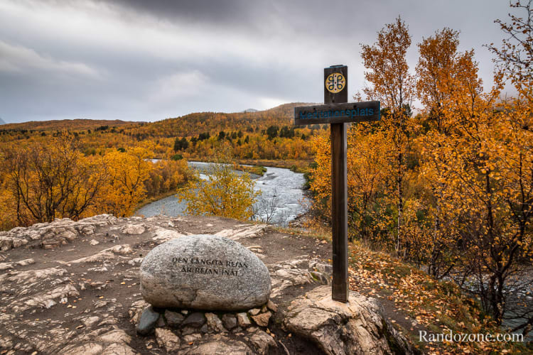 Randonnée au lac Vuolip Njáhkajavri Randonnée Abisko : lac Vuolip Njáhkajavri en boucle