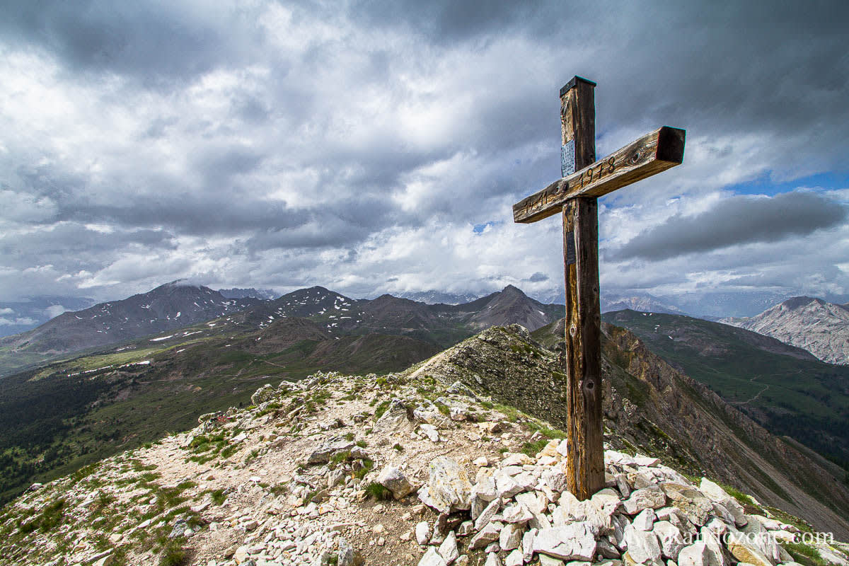 Randonnée en montagne dans les Alpes