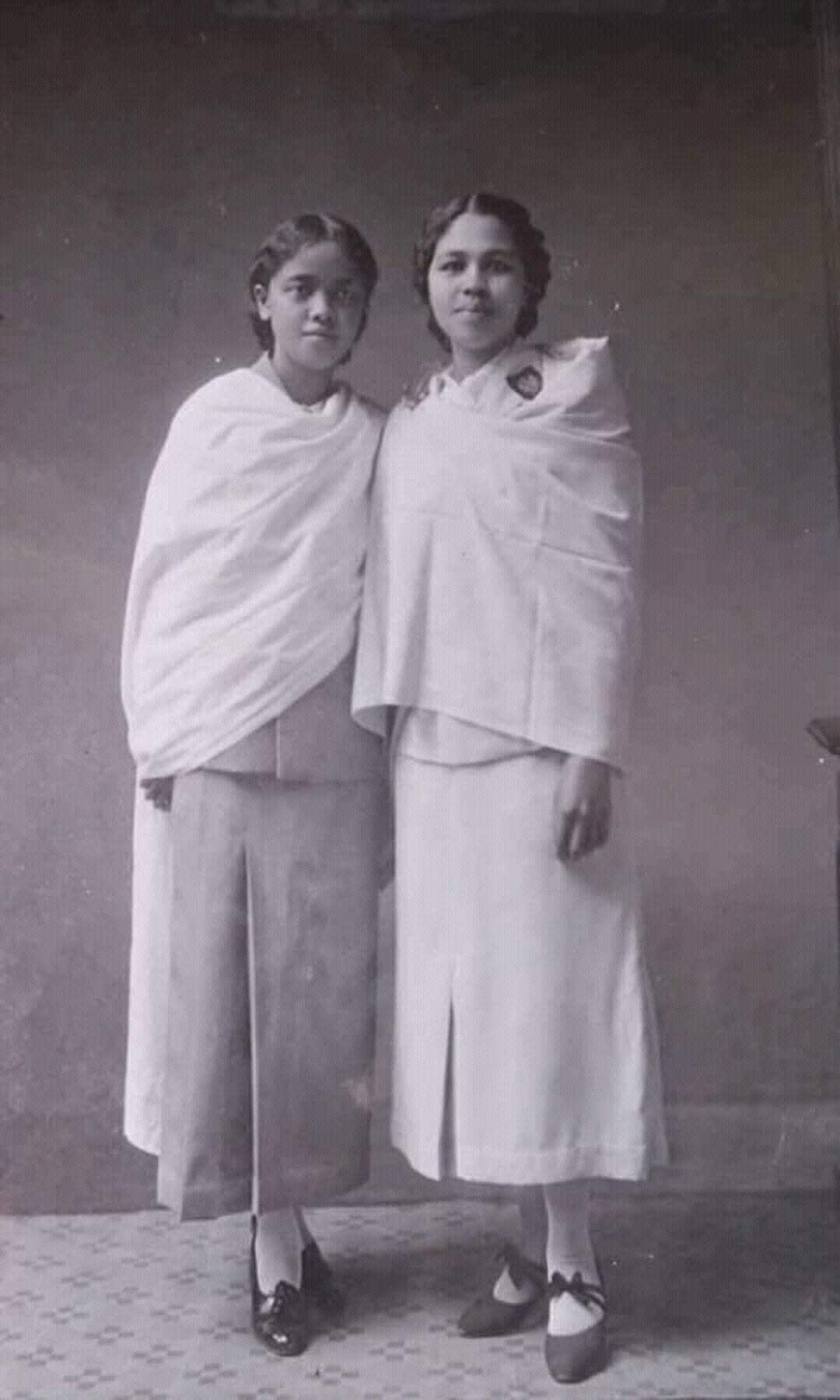 Image de couverture de Rongony, grève et amulettes : le dress code traditionnel à travers l’histoire