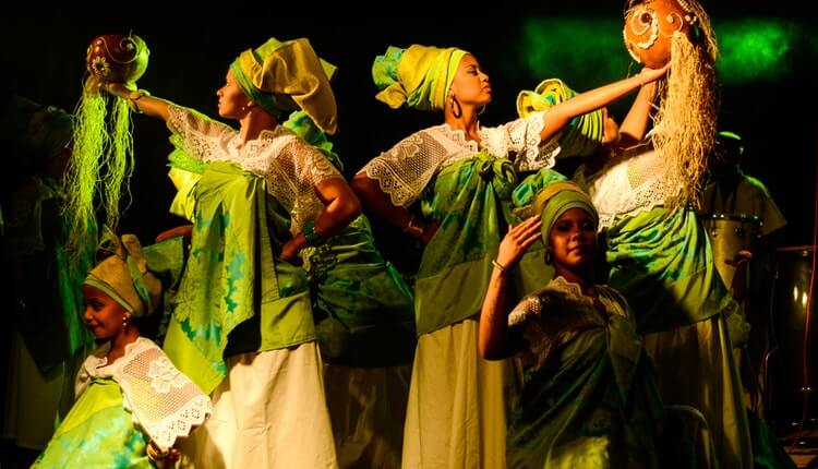 Samsa was a travelling salesman Samsa was a travelling salesman