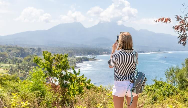 Even the all-powerful Pointing has no control about the blind texts Even the all-powerful Pointing has no control about the blind texts