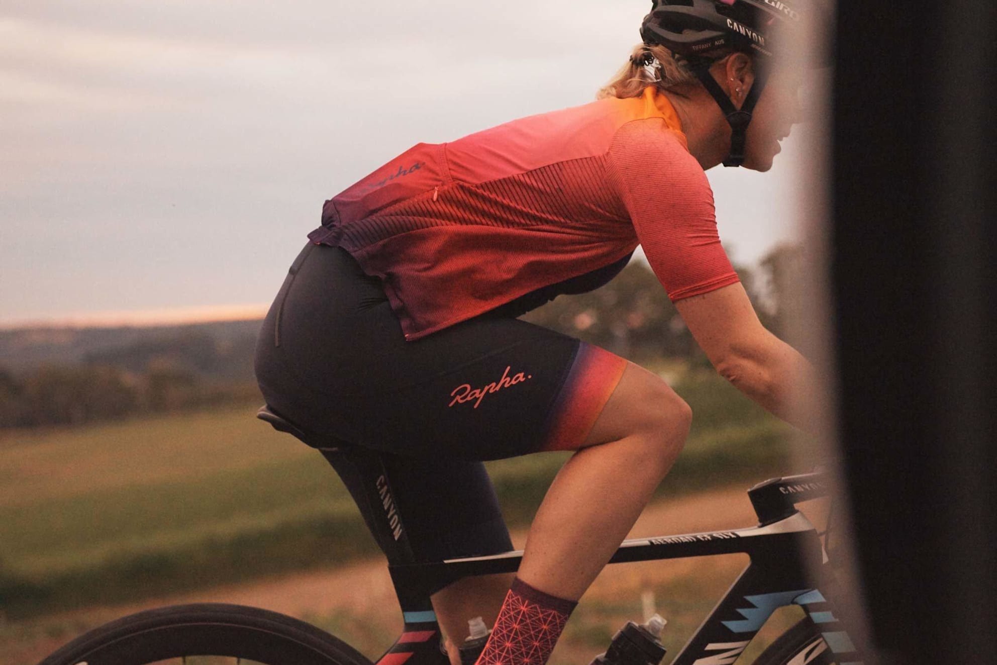 オード トゥ ザ サン(太陽への賛歌)』 | Rapha オード トゥ ザ サン(太陽への賛歌)』 | Rapha