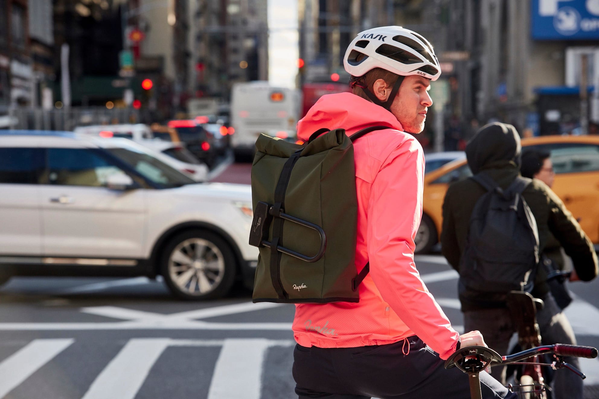 必要なものはこれだけ | Rapha 必要なものはこれだけ | Rapha