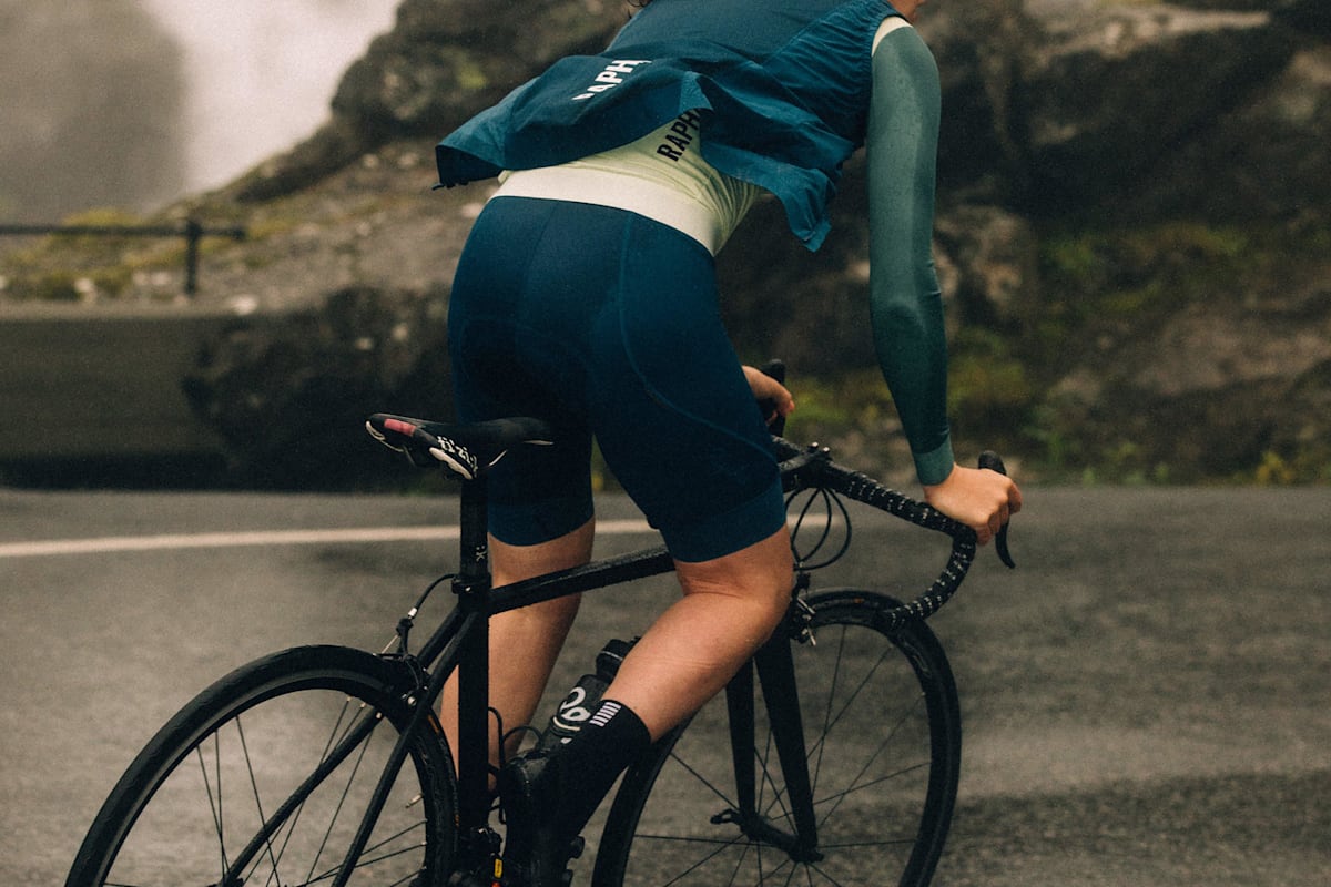 ラファ、秋のコーディネートガイド - 女性編 | Rapha