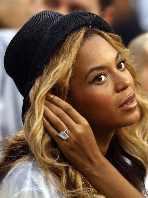 Beyonce’s solitaire diamond ring