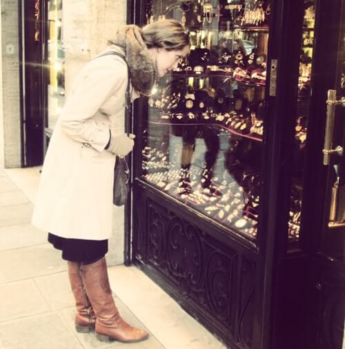 She’s window shopping engagement rings