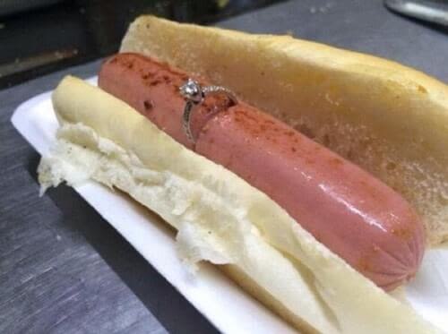 No rings on a hot dog