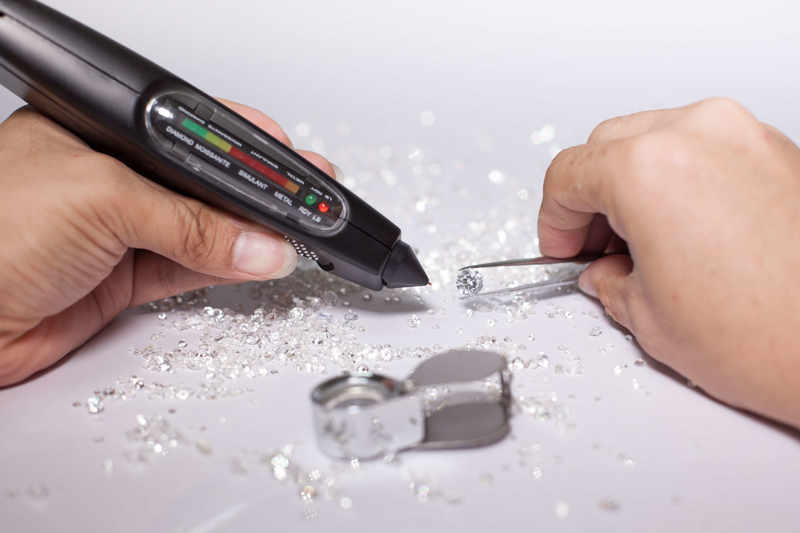 Diamond Detection and Handheld Testers - IGI