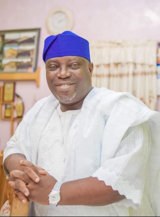 ISOLO COUNCIL BOSS CELEBRATES EJIGBO COUNTERPART, HON. MONSURUDEEN OLOYEDE-BELLO, ON HIS BIRTH ANNIVERSARY