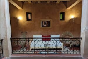 PXL_20230316_170257721-300x200