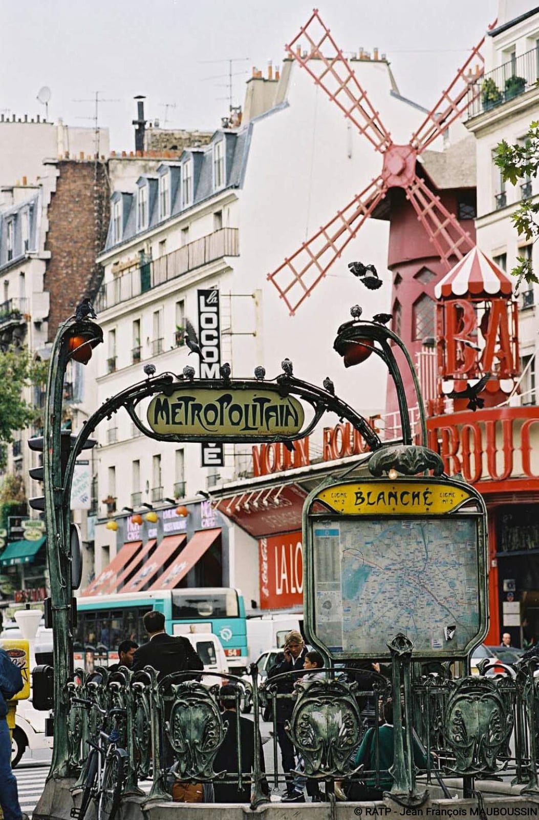Métro Blanche Bonjour RATP