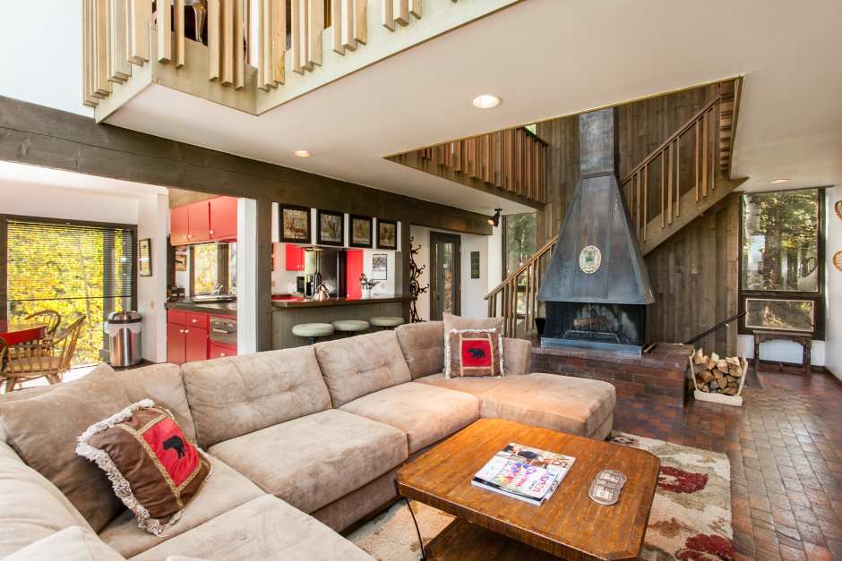 Snowmass Vacation Homes | Experience the Extraordinary  Black Bear Lodge