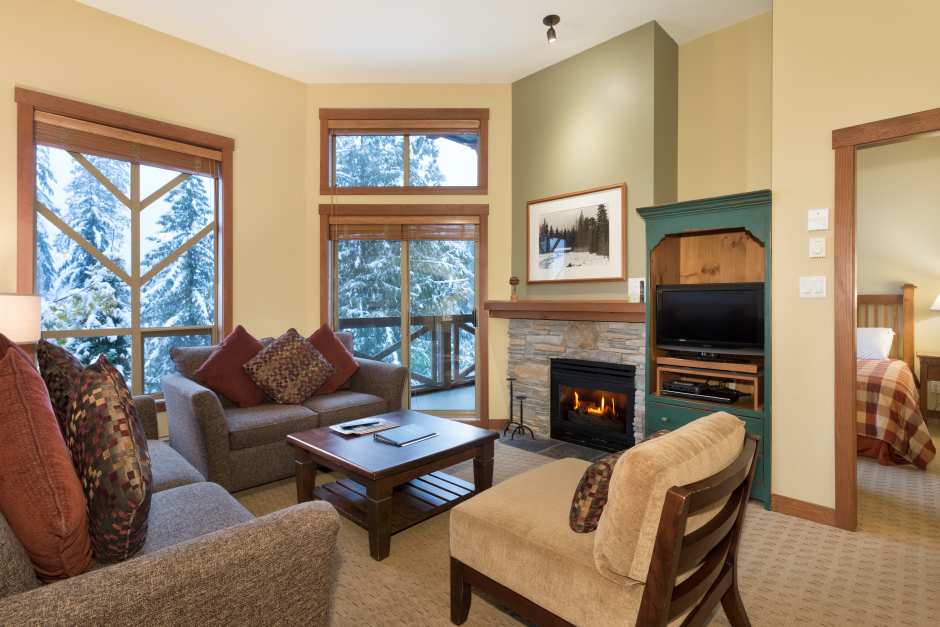 Horstman House - 3 Bedroom #302 - Photo - 01
