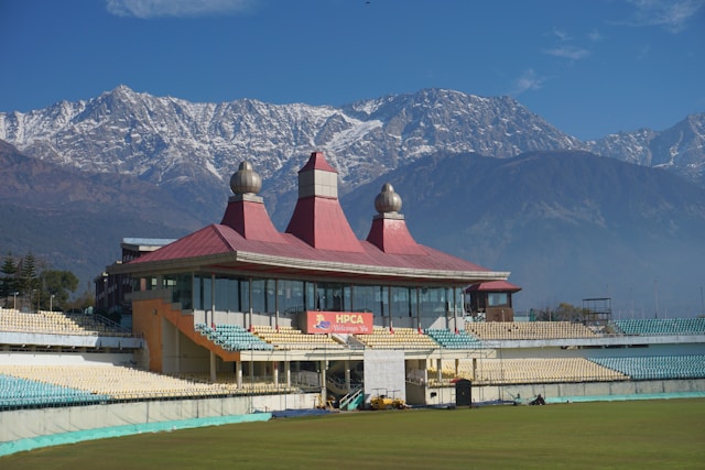Beautiful snow covered peaks of Dhauladhar