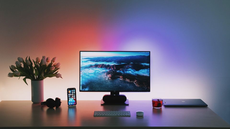 How to sum total from array of object properties with javascript reduce 