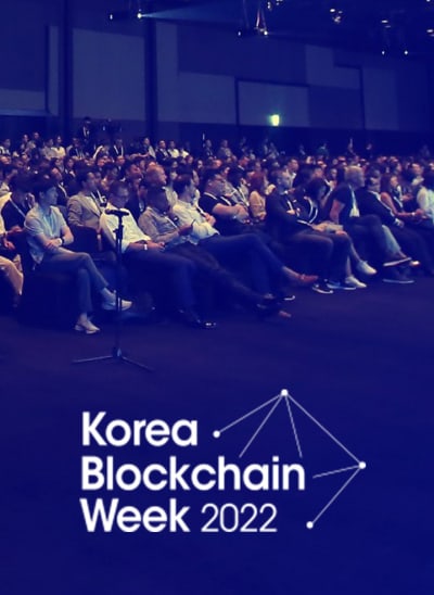 Crowd sitting for a presentation