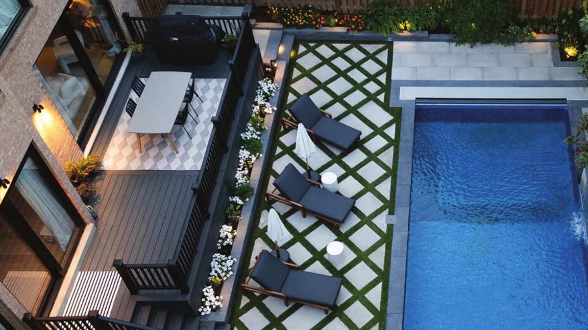 Luxury Resort Feel Comes Home for Residents Luxury Resort Feel Comes Home for Residents - luxury resort backyard