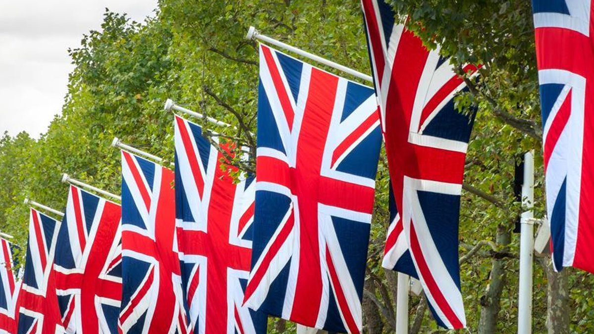 Pension funds back UK business growth Pension funds back UK business growth - pension funds