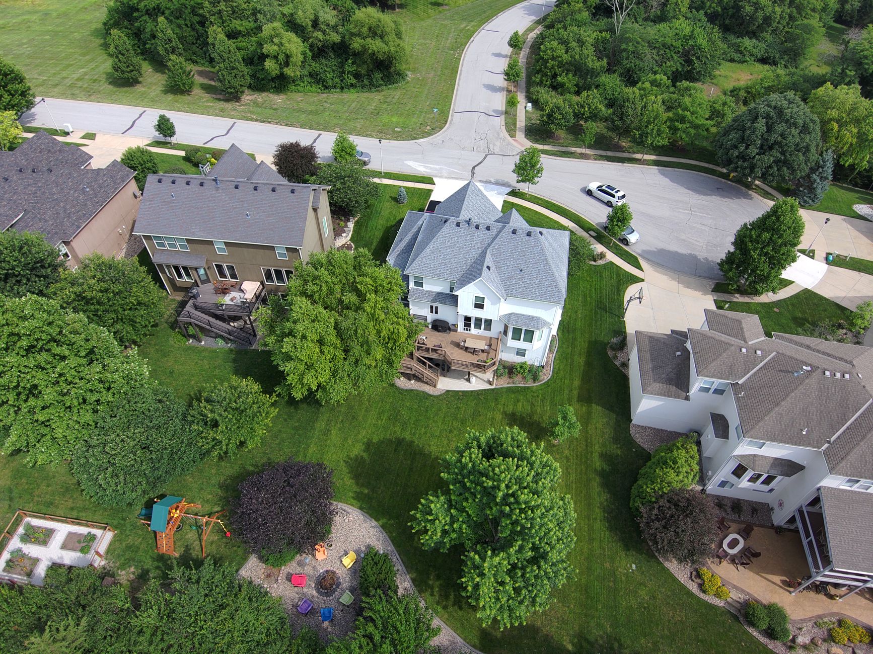 Lawn Aeration Prices Vary by Location