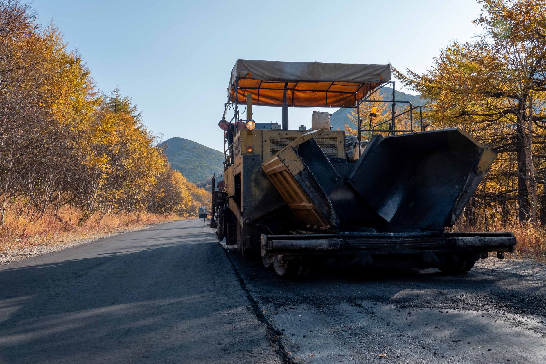 Asphalt Paving Tips That Help Plano Residents Avoid Cracks, Wear, and Early Damage