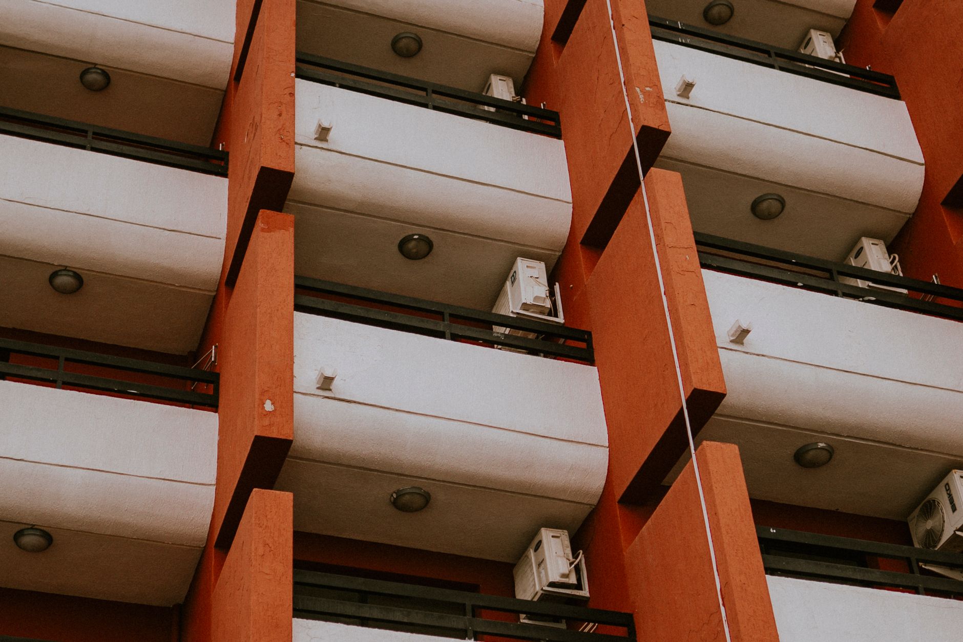 Balancing Comfort and Cost with Energy Choices