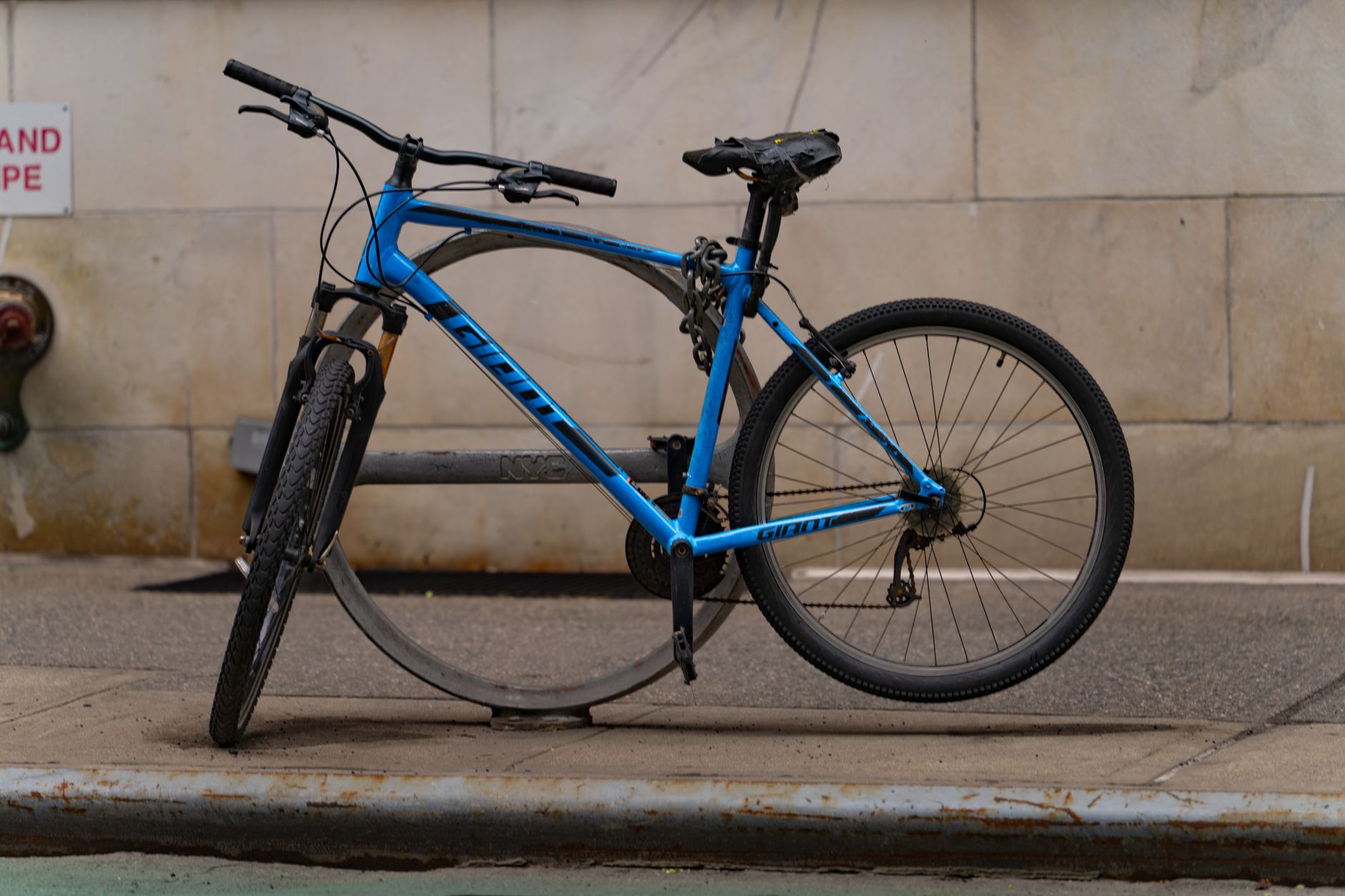 Expensive bike lock divides cyclists