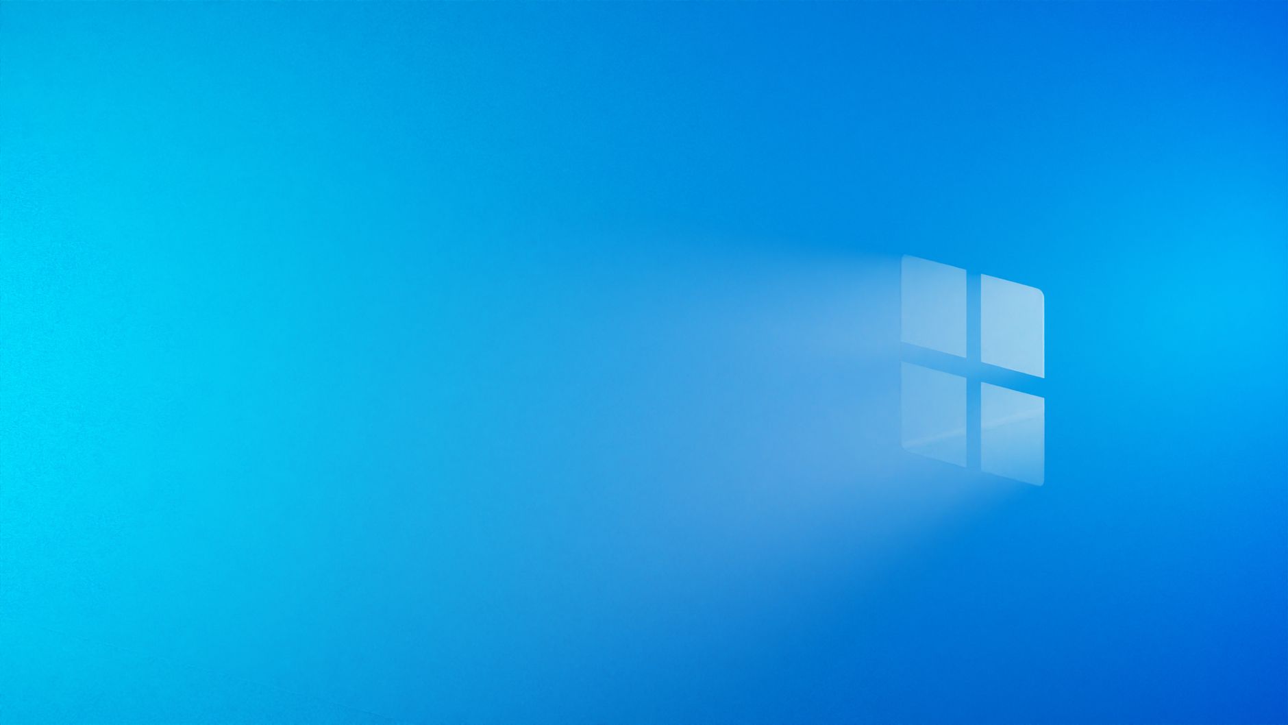 Microsoft patches record 570 Windows flaws