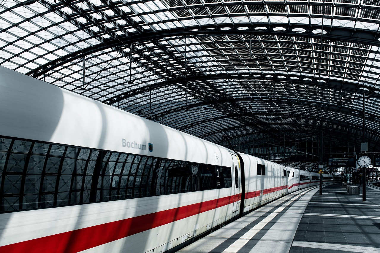 Unpacking the Benefits of a Travel Commerce Platform